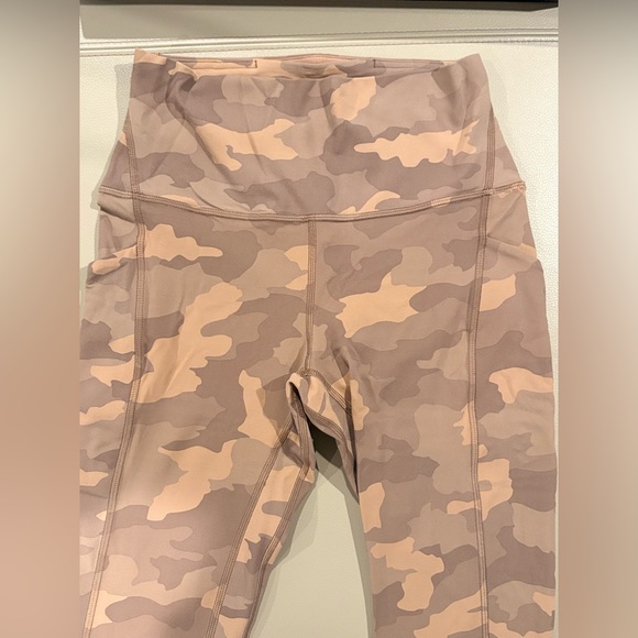 Lululemon Brown Camouflage Leggings - Picture 2 of 4